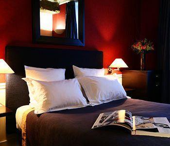 Le Clos Medicis Hotel 3*