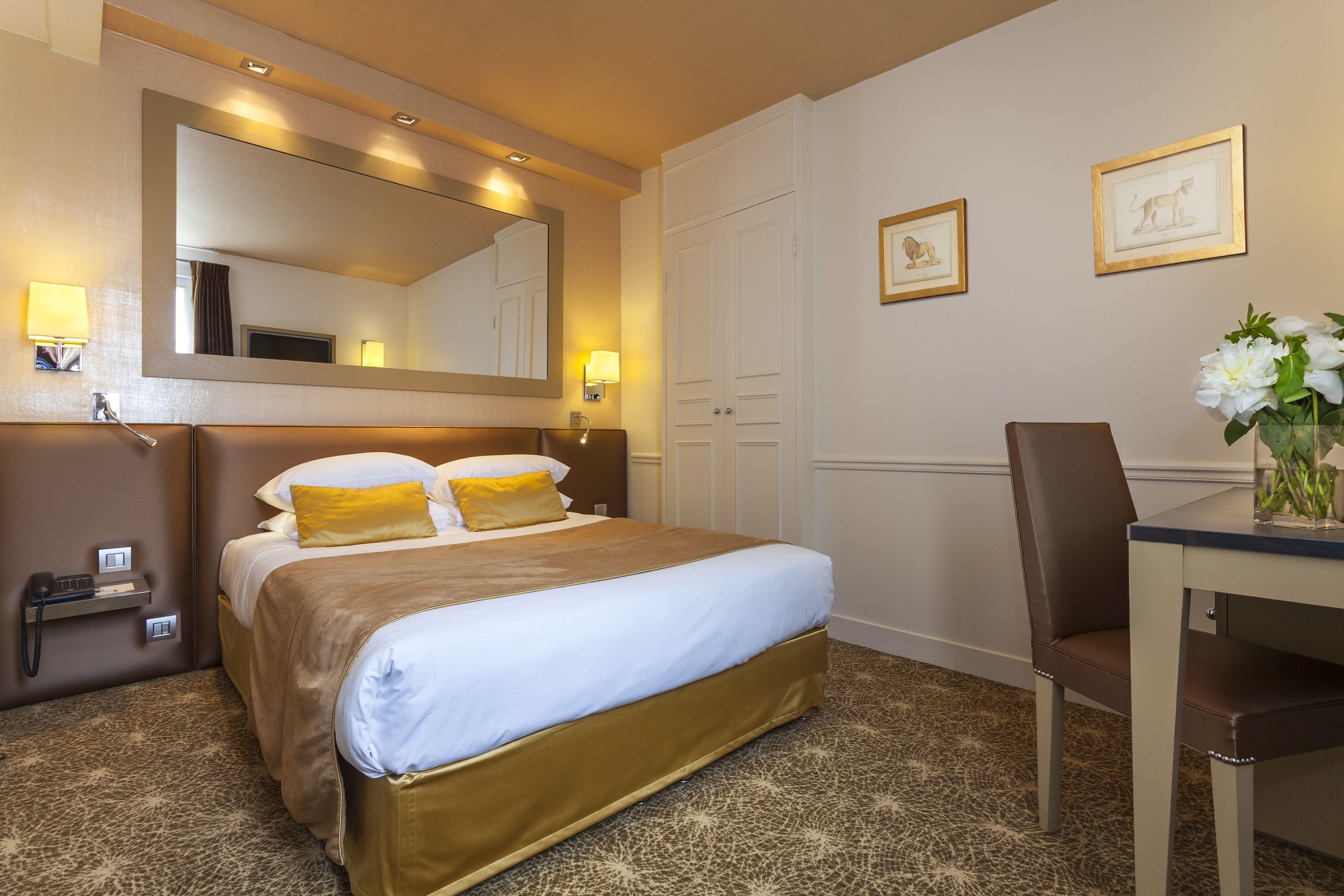 Hotel Le Clos Medicis Parigi