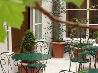 Hotel Le Clos Medicis